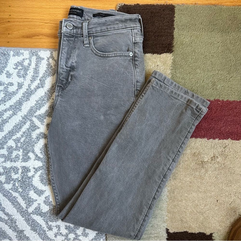 Banana Republic Premium Denim Women’s 25Wx27L High Rise Straight - Light Grey